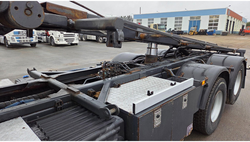 Volvo FM420 6X2 manual full steel - Caminhão com sistema de cabo: foto 5 Volvo FM420 6X2 manual full steel - Caminhão com sistema de cabo: foto 5