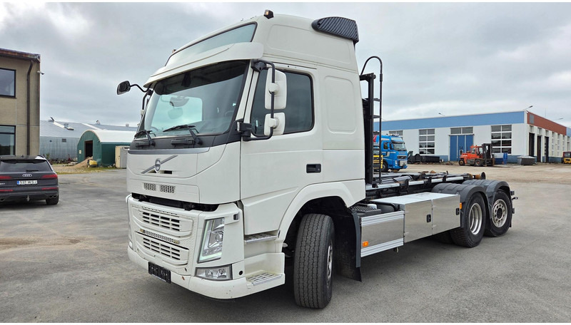 Volvo FM460 6X2*4 - Caminhão polibenne: foto 1 Volvo FM460 6X2*4 - Caminhão polibenne: foto 1