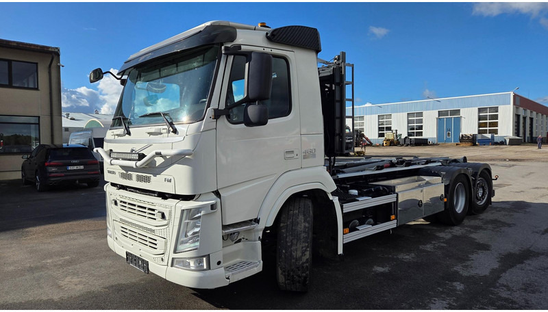 Volvo FM460 6X2*4 - Caminhão polibenne: foto 1 Volvo FM460 6X2*4 - Caminhão polibenne: foto 1