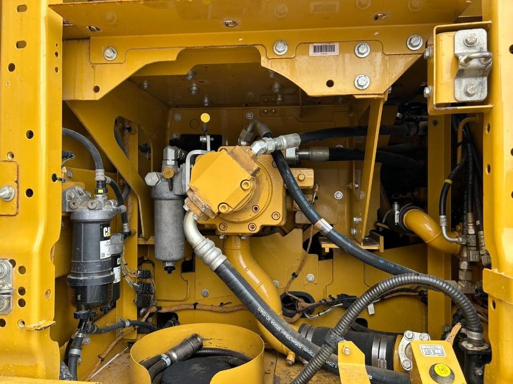 Escavadora de rastos CAT 320: foto 21