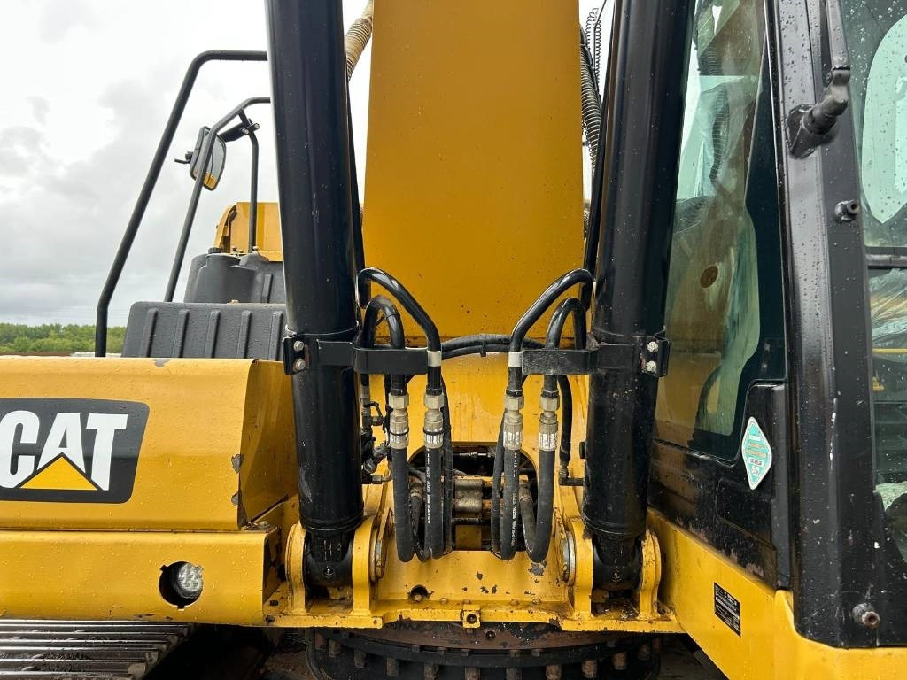 Escavadora de rastos CAT 320: foto 31