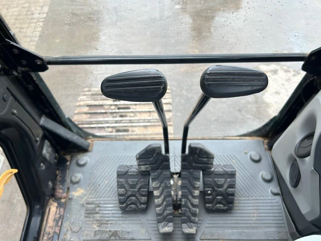 Escavadora de rastos CAT 320: foto 15