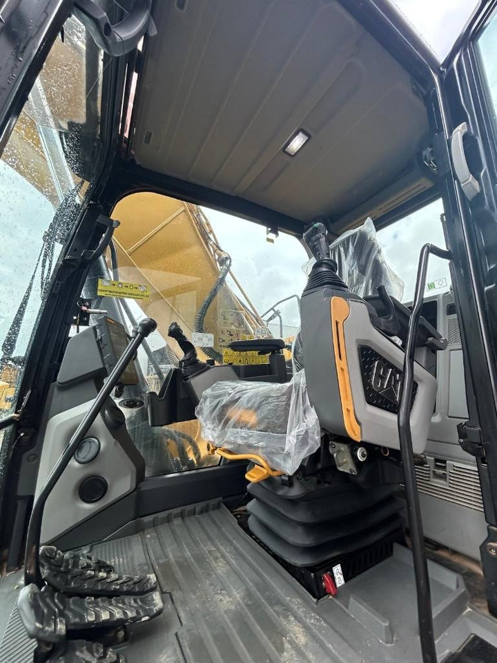 Escavadora de rastos CAT 320: foto 12