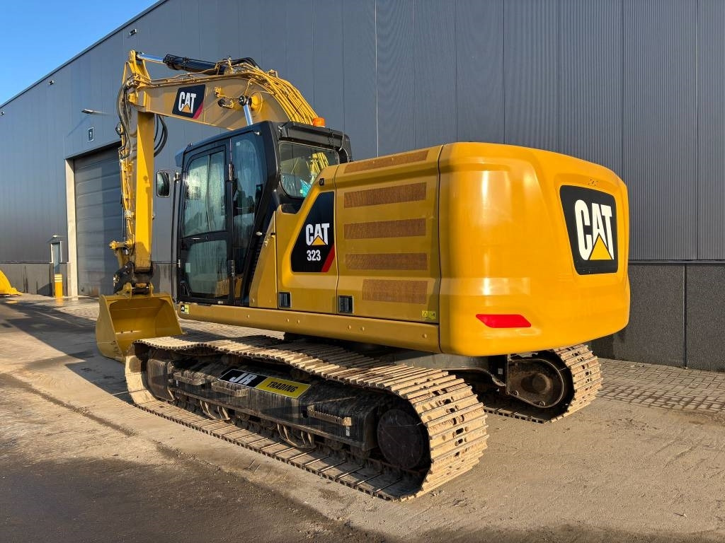 CAT 323 - Escavadora de rastos: foto 3 CAT 323 - Escavadora de rastos: foto 3