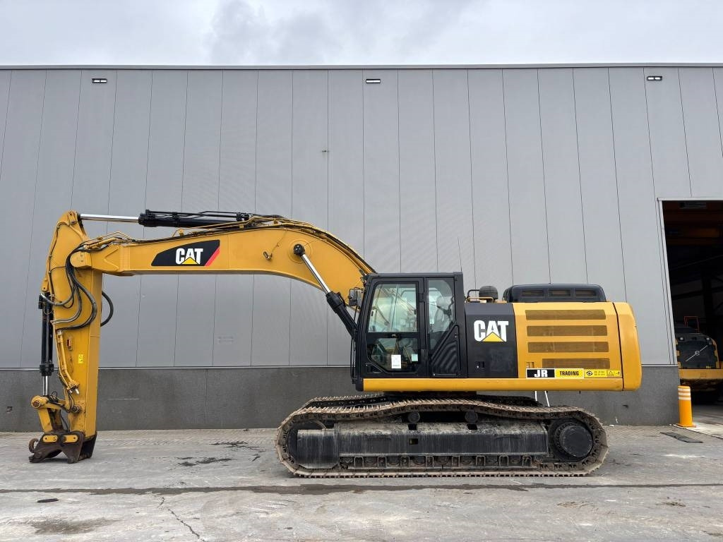 CAT 336F L XE (New Undercarriage) - Escavadora de rastos: foto 2 CAT 336F L XE (New Undercarriage) - Escavadora de rastos: foto 2