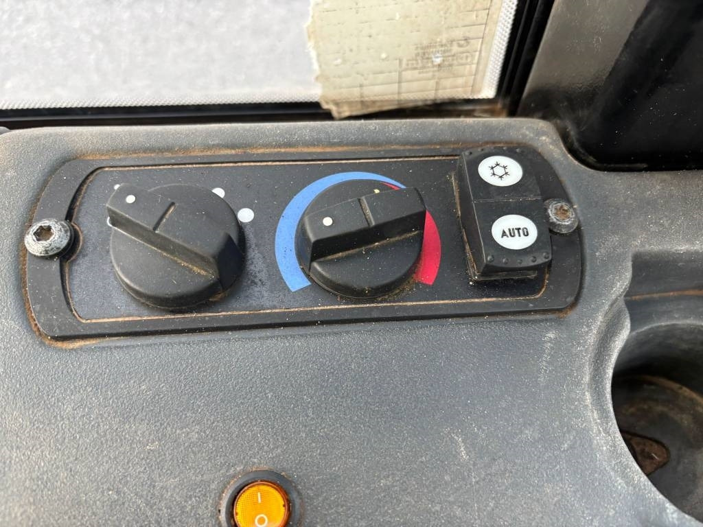 Buldôzer CAT D 6 K 2 LGP: foto 16 Buldôzer CAT D 6 K 2 LGP: foto 16