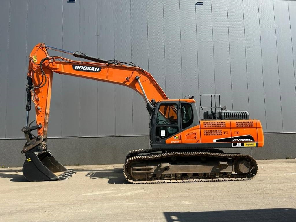 Doosan DX 300 LC-5 - Escavadora de rastos: foto 1 Doosan DX 300 LC-5 - Escavadora de rastos: foto 1