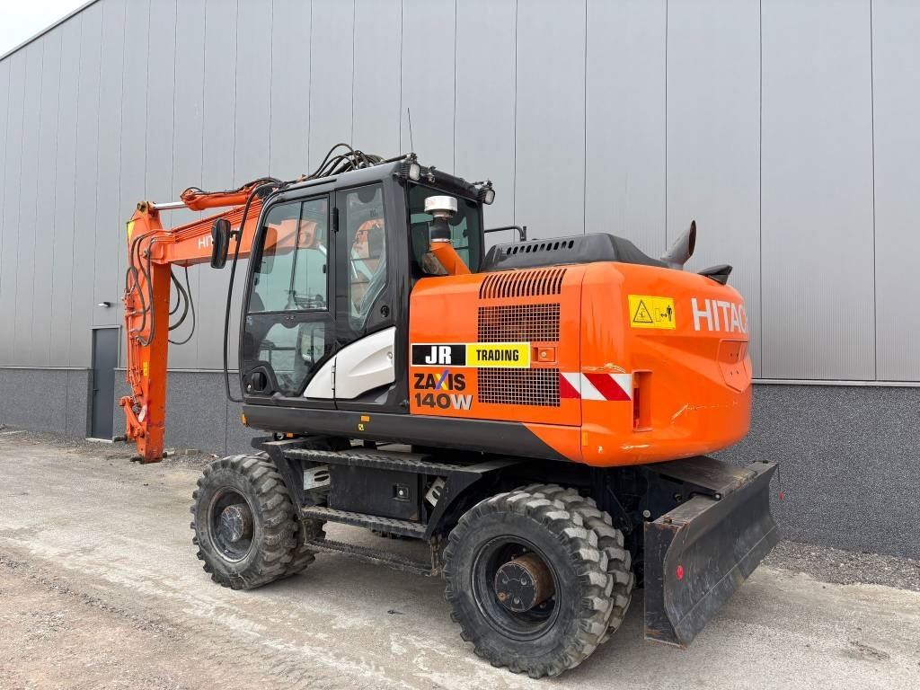 Hitachi ZX 140 W-5B  - Escavadeira de rodas: foto 3 Hitachi ZX 140 W-5B  - Escavadeira de rodas: foto 3