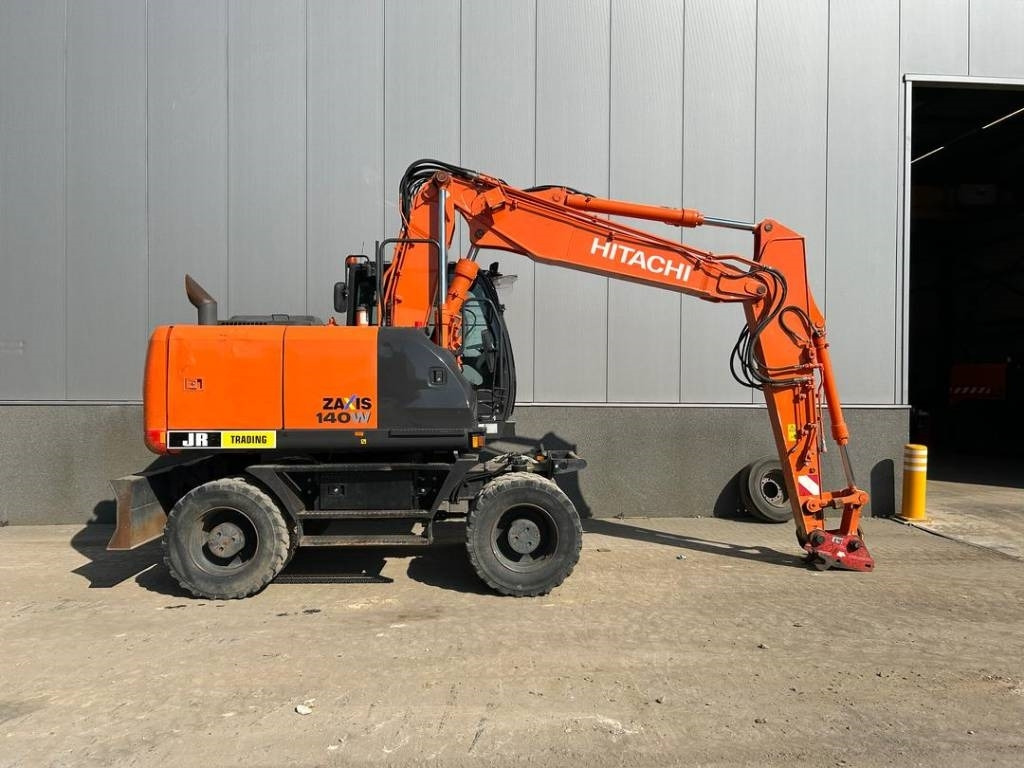 Hitachi ZX 140 W-5B - Escavadeira de rodas: foto 5 Hitachi ZX 140 W-5B - Escavadeira de rodas: foto 5