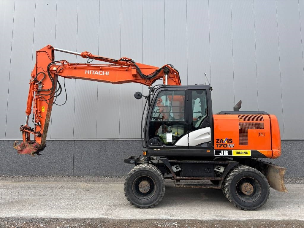 Hitachi ZX 170 W-5 B (low hours/new tires) - Escavadeira de rodas: foto 1 Hitachi ZX 170 W-5 B (low hours/new tires) - Escavadeira de rodas: foto 1