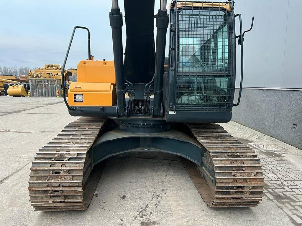 Escavadora de rastos nuevo Hyundai R 210: foto 8 Escavadora de rastos nuevo Hyundai R 210: foto 8