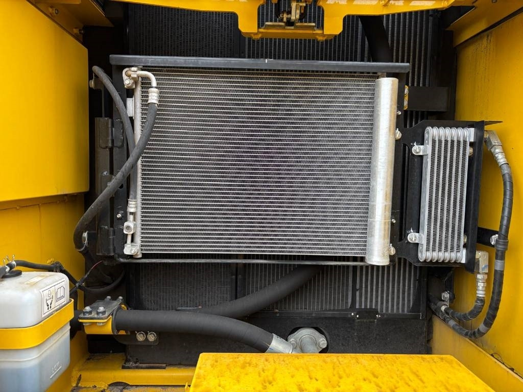 Escavadora de rastos nuevo Komatsu PC 210-10M0 (New / Non CE Certified): foto 12 Escavadora de rastos nuevo Komatsu PC 210-10M0 (New / Non CE Certified): foto 12