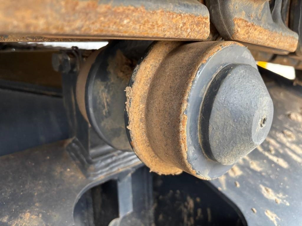 Escavadora de rastos nuevo Komatsu PC 210-10M0 (New / Non CE Certified): foto 29 Escavadora de rastos nuevo Komatsu PC 210-10M0 (New / Non CE Certified): foto 29