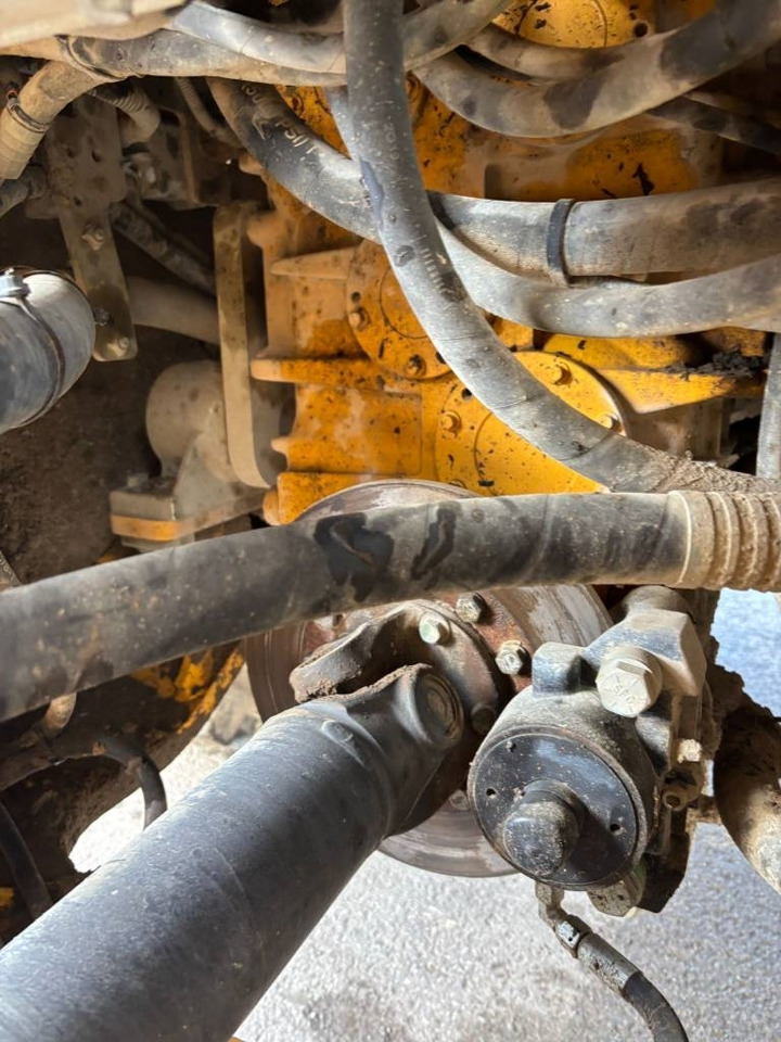 Locação de Volvo L 70 H  Volvo L 70 H: foto 21