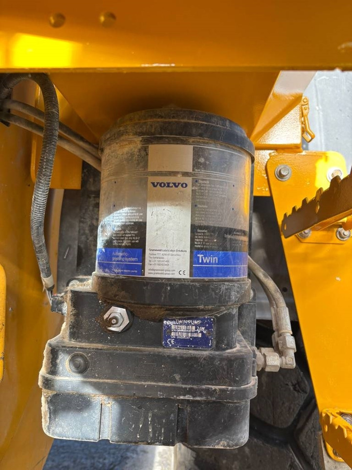 Locação de Volvo L 70 H  Volvo L 70 H: foto 23