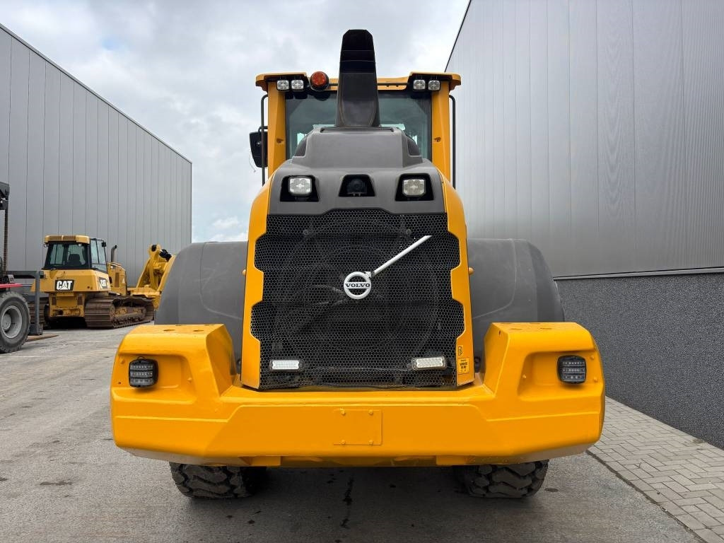 Volvo L 90 H (High tip + New tires) - Carregadeira de rodas: foto 4 Volvo L 90 H (High tip + New tires) - Carregadeira de rodas: foto 4