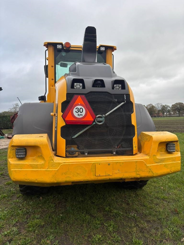 Volvo L 90 H (On Transport)  - Carregadeira de rodas: foto 4 Volvo L 90 H (On Transport)  - Carregadeira de rodas: foto 4