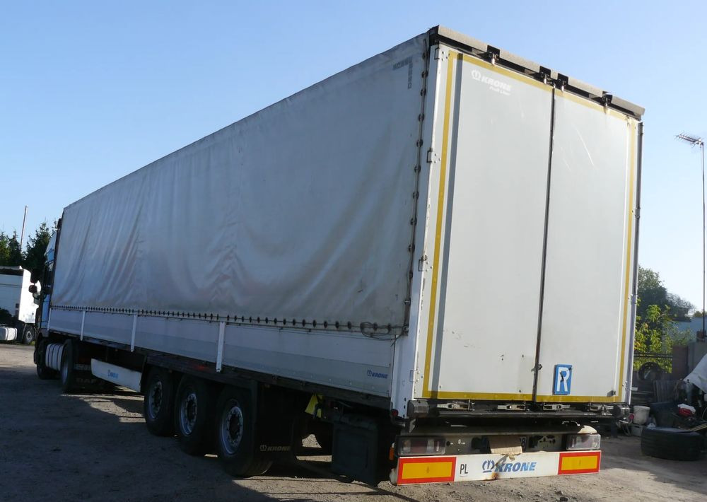 Krone SD - Caminhão com lona: foto 2 Krone SD - Caminhão com lona: foto 2