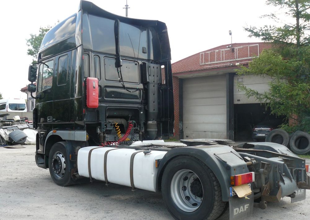 DAF XF105 460 - Tractor: foto 4 DAF XF105 460 - Tractor: foto 4