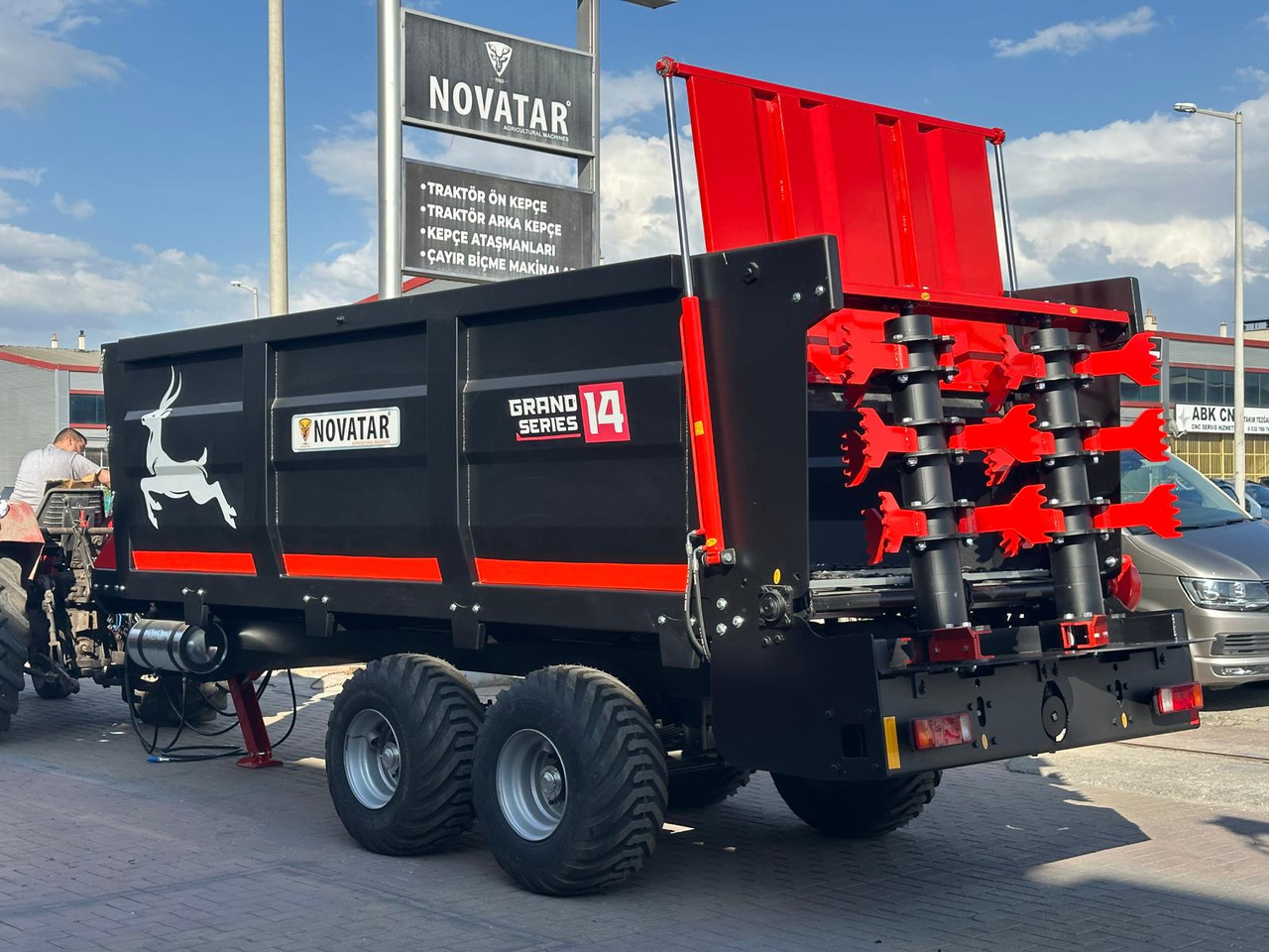 Novatar Manure Spreader Trailer 10 M3 - Espalhador de estrume: foto 1 Novatar Manure Spreader Trailer 10 M3 - Espalhador de estrume: foto 1