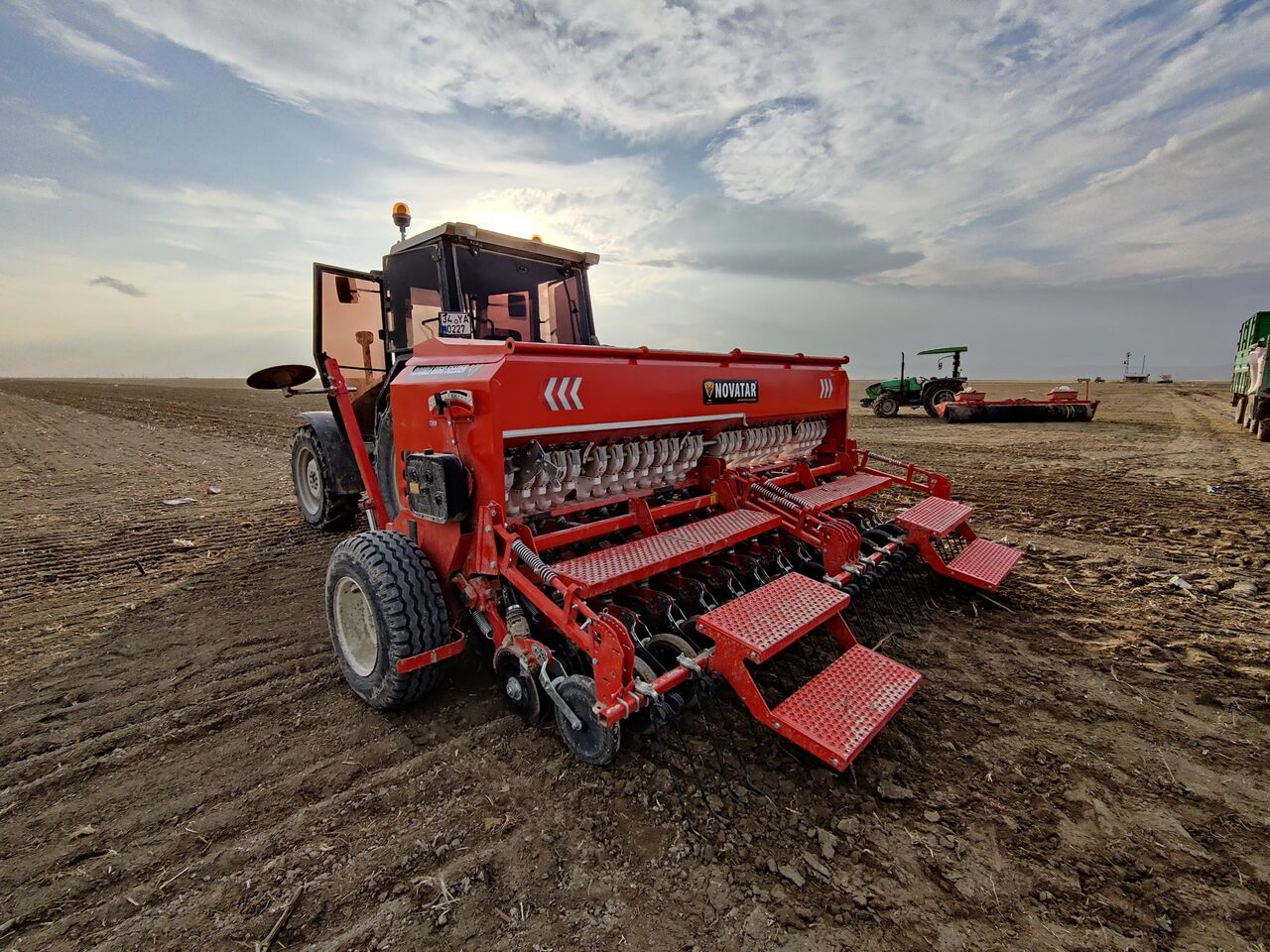 Novatar Seed Drill Machine - DARCY SERIES - Semeadora combinada: foto 1 Novatar Seed Drill Machine - DARCY SERIES - Semeadora combinada: foto 1
