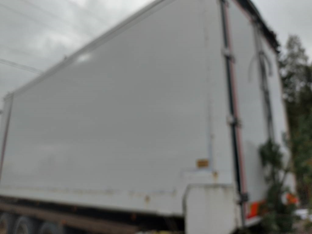 Ketjupurku Hakekori Sivuauk. 56mottia - Carroçaria de caixa aberta: foto 2 Ketjupurku Hakekori Sivuauk. 56mottia - Carroçaria de caixa aberta: foto 2