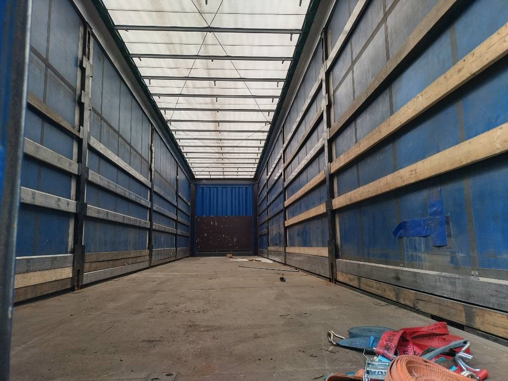 Krone vyökapelli, 2,87 sisäkork.,Nordic 16tn kaula - Semi-reboque de lona: foto 3 Krone vyökapelli, 2,87 sisäkork.,Nordic 16tn kaula - Semi-reboque de lona: foto 3