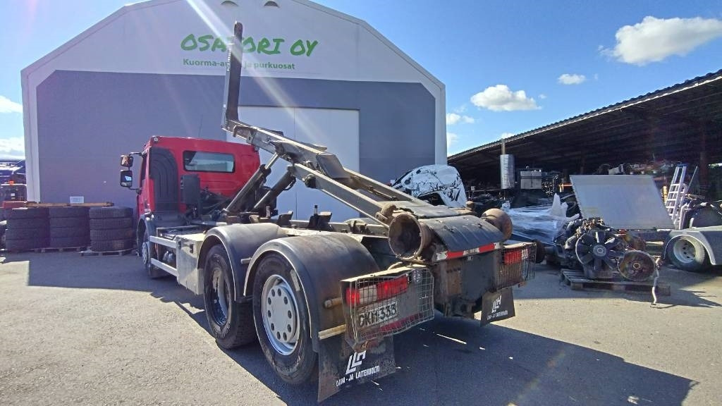 Renault Premium 380dxi 5,30m multilift koukkulaite - Caminhão polibenne: foto 3 Renault Premium 380dxi 5,30m multilift koukkulaite - Caminhão polibenne: foto 3