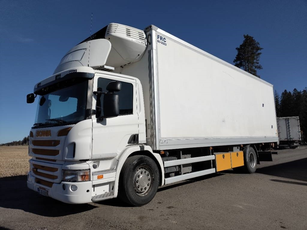 Scania P360 4x2 Vak kylmäkori,lumikko+pl - Caminhão frigorífico: foto 1 Scania P360 4x2 Vak kylmäkori,lumikko+pl - Caminhão frigorífico: foto 1