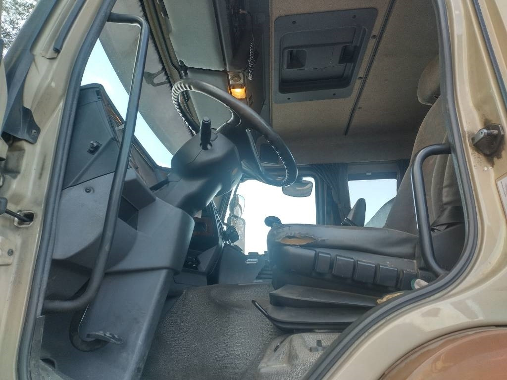 Caminhão tanque Sisu E14 8x2 kippipainepytty+kompura: foto 8