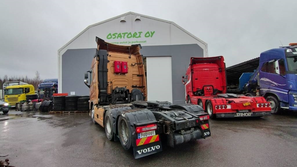 Volvo FH13 6x2 täysilmaveturi - Tractor: foto 5 Volvo FH13 6x2 täysilmaveturi - Tractor: foto 5