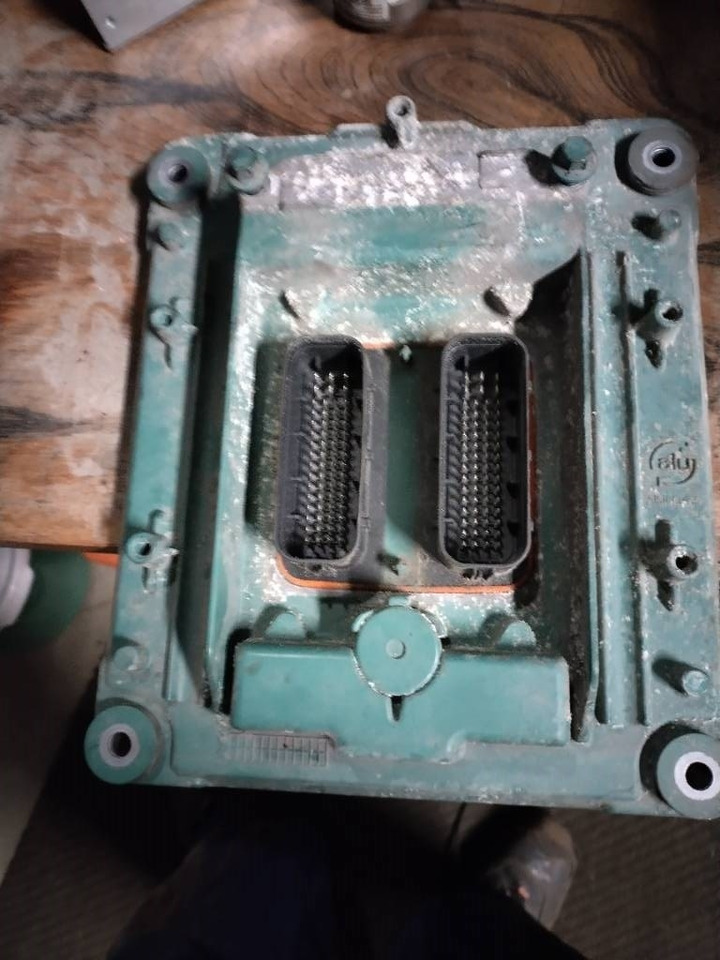 Volvo FH13 moottori vecu - Sistema elétrico de Caminhão: foto 1 Volvo FH13 moottori vecu - Sistema elétrico de Caminhão: foto 1