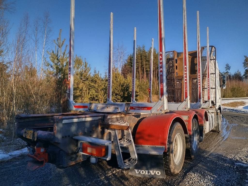 Volvo FH750 puuvarustus, napaperät,trippeli - Caminhão florestal: foto 4 Volvo FH750 puuvarustus, napaperät,trippeli - Caminhão florestal: foto 4