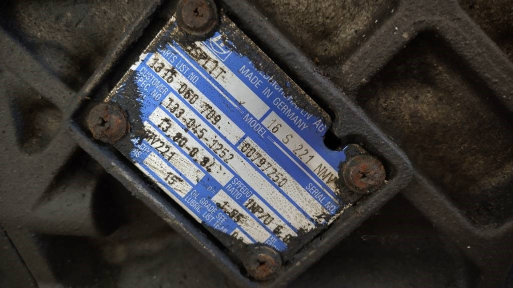 ZF 16s221NMV vaihteisto - Caixa de câmbio de Caminhão: foto 4 ZF 16s221NMV vaihteisto - Caixa de câmbio de Caminhão: foto 4
