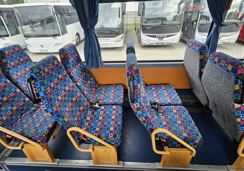 Ônibus suburbano Irisbus RECREO / SPROWADZONE / MANUAL / WEBASTO: foto 28 Ônibus suburbano Irisbus RECREO / SPROWADZONE / MANUAL / WEBASTO: foto 28