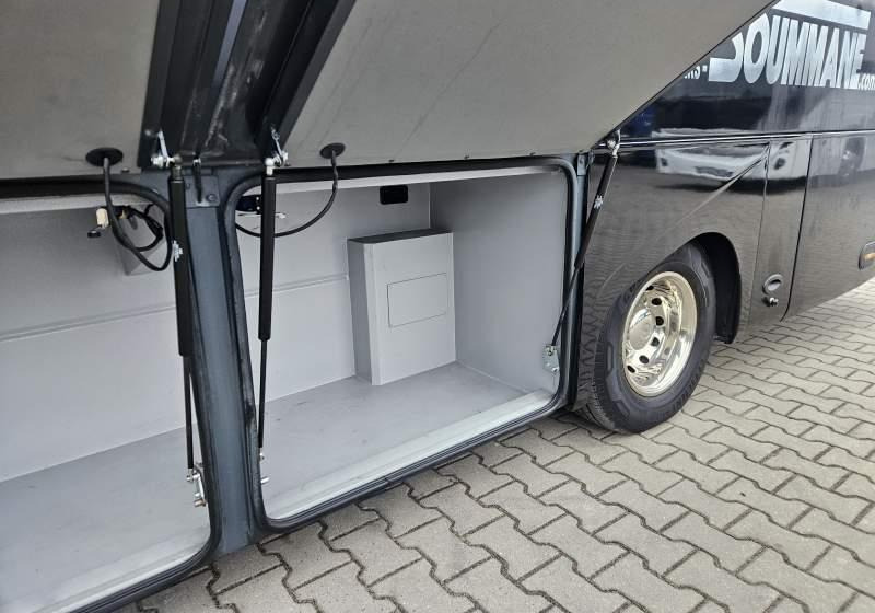 Locação de  Iveco 70C17 ERENER / SPROWADZONY / PANORAMA / USB Iveco 70C17 ERENER / SPROWADZONY / PANORAMA / USB: foto 16