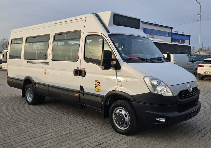 Iveco A50C17 DAILY / SPROWADZONE / MANUAL / EEV - Micro-ônibus, Furgão de passageiros: foto 3 Iveco A50C17 DAILY / SPROWADZONE / MANUAL / EEV - Micro-ônibus, Furgão de passageiros: foto 3