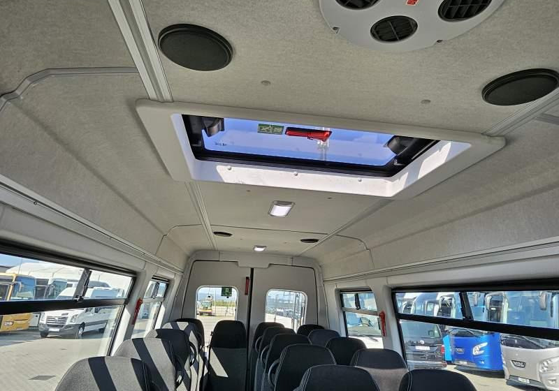Iveco A60C15 / SPROWADZONE / EURO 6 / 25 000 KM - Micro-ônibus, Furgão de passageiros: foto 3 Iveco A60C15 / SPROWADZONE / EURO 6 / 25 000 KM - Micro-ônibus, Furgão de passageiros: foto 3
