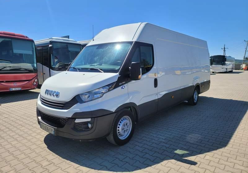 Iveco DAILY 35-140 / SPROWADZONY Z FRANCJI / TEMPOMAT - Furgão: foto 1 Iveco DAILY 35-140 / SPROWADZONY Z FRANCJI / TEMPOMAT - Furgão: foto 1