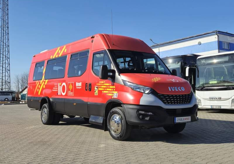 Iveco DAILY 65C18/SPROWADZONE/23 MIEJSCA/KLIM/WINDA - Micro-ônibus, Furgão de passageiros: foto 4 Iveco DAILY 65C18/SPROWADZONE/23 MIEJSCA/KLIM/WINDA - Micro-ônibus, Furgão de passageiros: foto 4