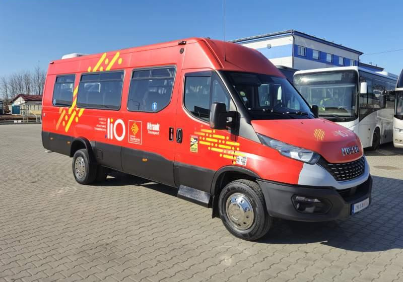 Iveco DAILY 65C18/SPROWADZONE/23 MIEJSCA/KLIM/WINDA - Micro-ônibus, Furgão de passageiros: foto 2 Iveco DAILY 65C18/SPROWADZONE/23 MIEJSCA/KLIM/WINDA - Micro-ônibus, Furgão de passageiros: foto 2