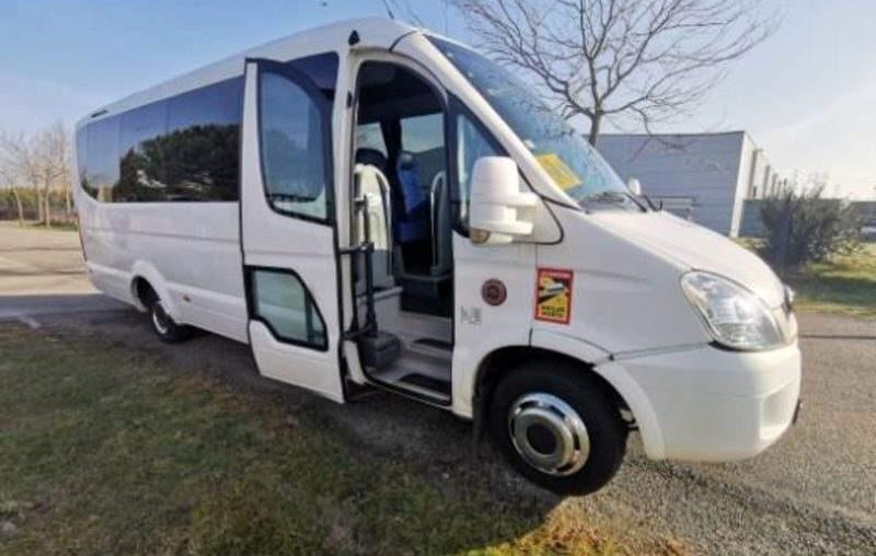 Iveco SUNSET / SPROWADZONE / 23 MIEJSCA / 170 000 KM - Autocarro: foto 1 Iveco SUNSET / SPROWADZONE / 23 MIEJSCA / 170 000 KM - Autocarro: foto 1