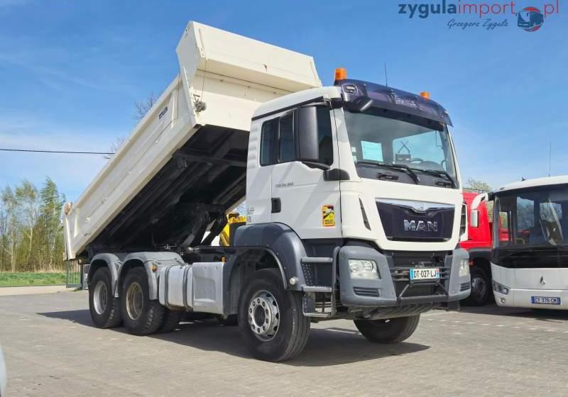 MAN TGS 26.360 / 2 STRONNA WYWROTKA/ EURO 6 - Caminhão basculante: foto 1 MAN TGS 26.360 / 2 STRONNA WYWROTKA/ EURO 6 - Caminhão basculante: foto 1