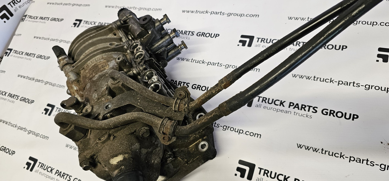 MERCEDES-BENZ fuel filter - Filtro de combustível de Caminhão: foto 2 MERCEDES-BENZ fuel filter - Filtro de combustível de Caminhão: foto 2