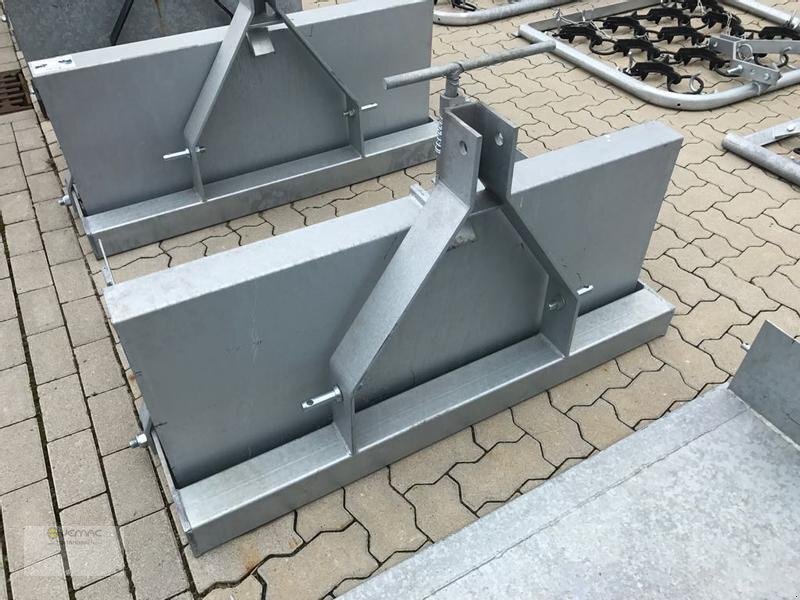 Vemac Heckschaufel Schaufel Transportbox Heckcontainer HS100 NEU - Equipamento de Trator: foto 4 Vemac Heckschaufel Schaufel Transportbox Heckcontainer HS100 NEU - Equipamento de Trator: foto 4
