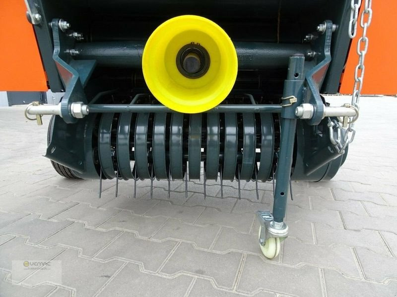 Vemac Ballenpresse RBP7060 Mini 60x70cm Rundballenpresse Heupresse NEU - Enfardadeira de fardos redondos: foto 3 Vemac Ballenpresse RBP7060 Mini 60x70cm Rundballenpresse Heupresse NEU - Enfardadeira de fardos redondos: foto 3