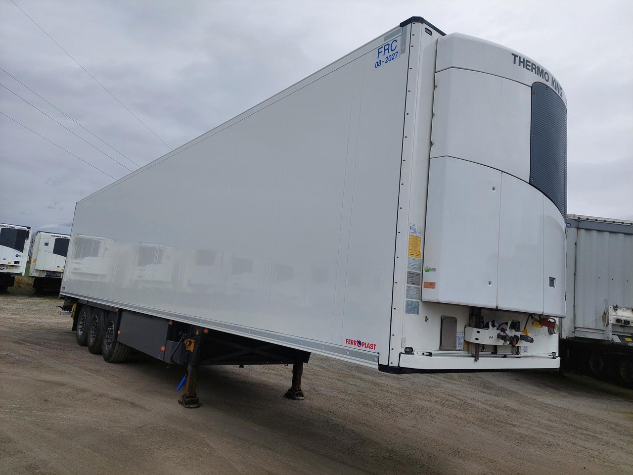2018 Schmitz Cargobull Double Deck FP 60 ThermoKing SLXi 300 Lifting Axle - Semireboque frigorífico: foto 4 2018 Schmitz Cargobull Double Deck FP 60 ThermoKing SLXi 300 Lifting Axle - Semireboque frigorífico: foto 4