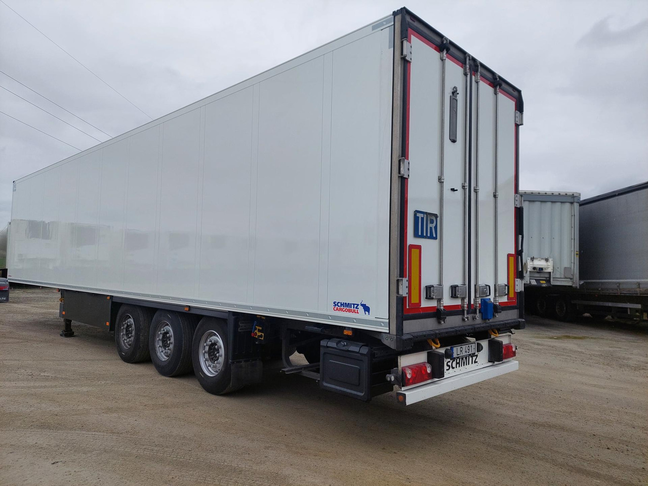 2018 Schmitz Cargobull Double Deck FP 60 ThermoKing SLXi 300 Lifting Axle - Semireboque frigorífico: foto 4 2018 Schmitz Cargobull Double Deck FP 60 ThermoKing SLXi 300 Lifting Axle - Semireboque frigorífico: foto 4