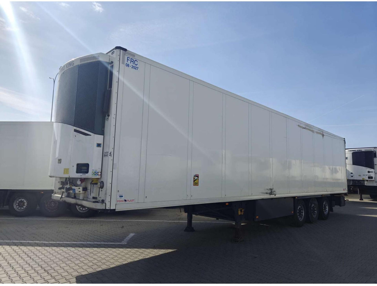 2018 Schmitz Cargobull SKO Double Deck FP 60 ThermoKing SLXi 300 Lifting Axle - Semireboque frigorífico: foto 5 2018 Schmitz Cargobull SKO Double Deck FP 60 ThermoKing SLXi 300 Lifting Axle - Semireboque frigorífico: foto 5