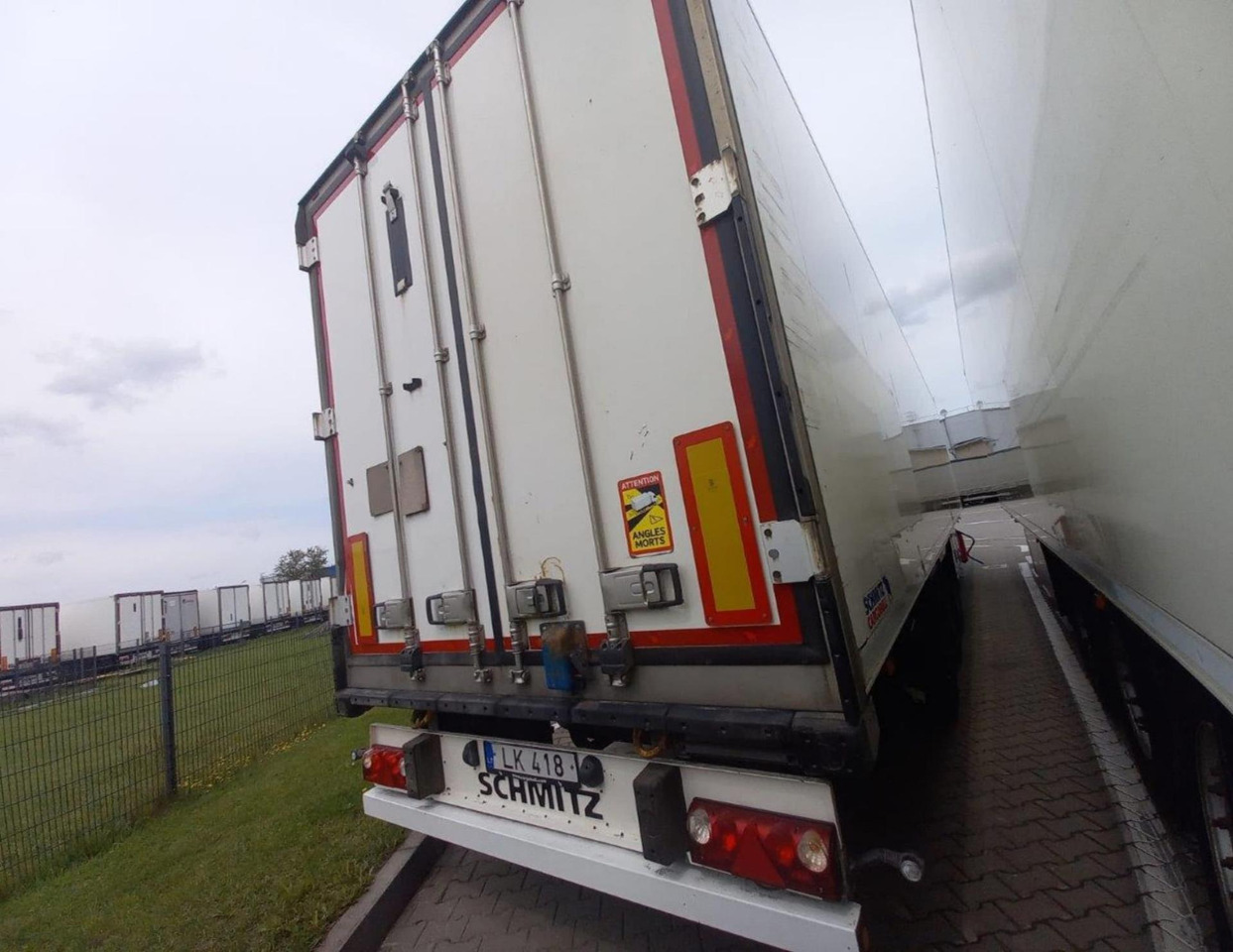 2018 Schmitz Cargobull SKO FP 60 ThermoKing SLXi 300 - Semireboque frigorífico: foto 4 2018 Schmitz Cargobull SKO FP 60 ThermoKing SLXi 300 - Semireboque frigorífico: foto 4